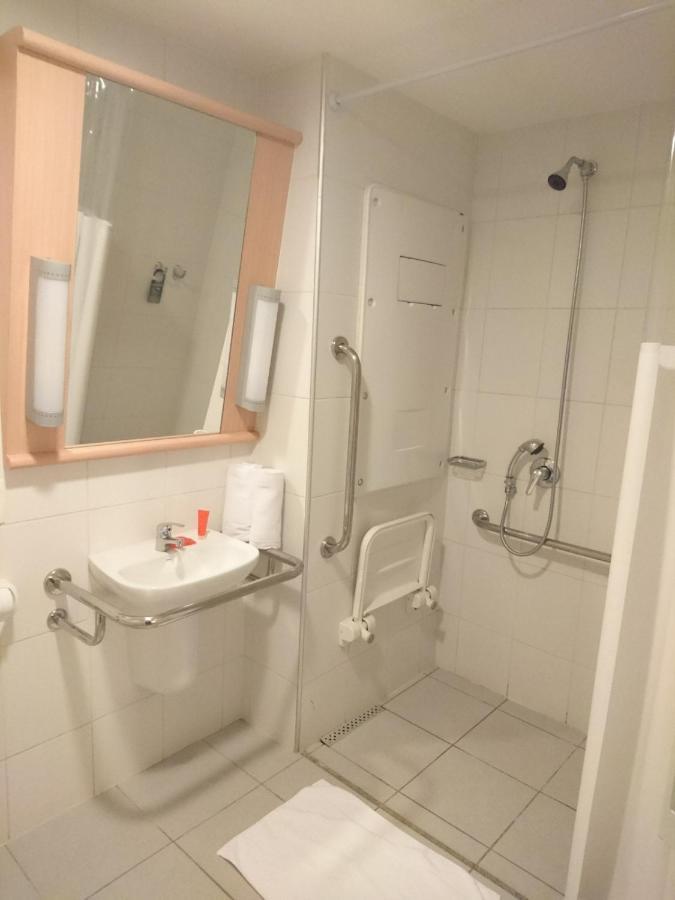 Standard Apartment with One Double Bed - Disability Access,1559685817:JPEG